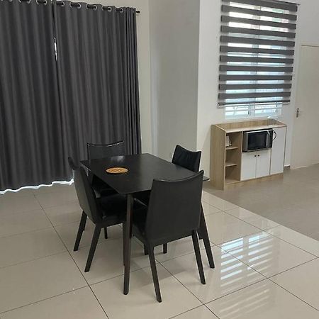 Bungalow Homestay Jasin Malacca Екстериор снимка
