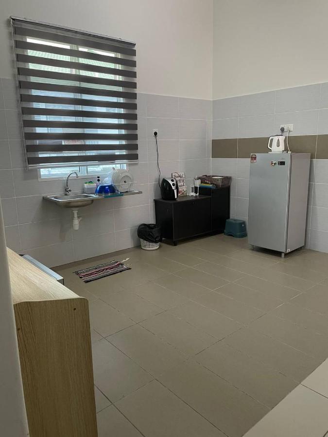 Bungalow Homestay Jasin Malacca Екстериор снимка