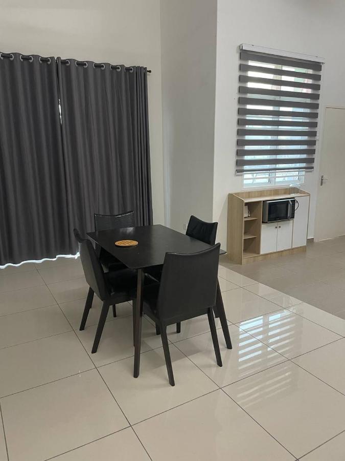 Bungalow Homestay Jasin Malacca Екстериор снимка